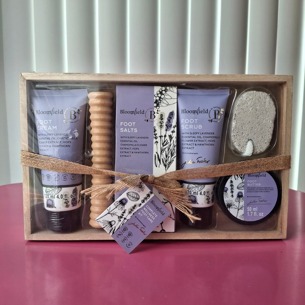 Bloomfield‎ Complete Wellness Foot Care Kit Lavender Chamomile 6pc Gift Set Box